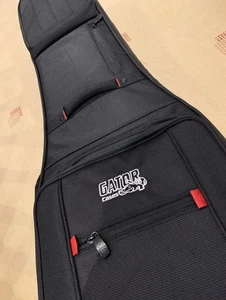 Gator Double Gig Bag For Electric Guitars - Picture 1 of 3