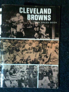 1966 CLEVELAND BROWNS MEDIA GUIDE Yearbook LEROY KELLY Program Press Book NFL AD - Picture 1 of 1