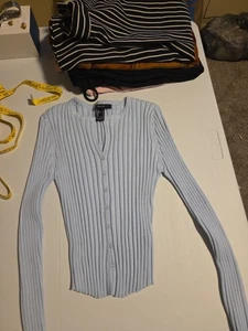 Junior Forever 21 geripptes Langarmshirt Größe S (228) - Bild 1 von 8