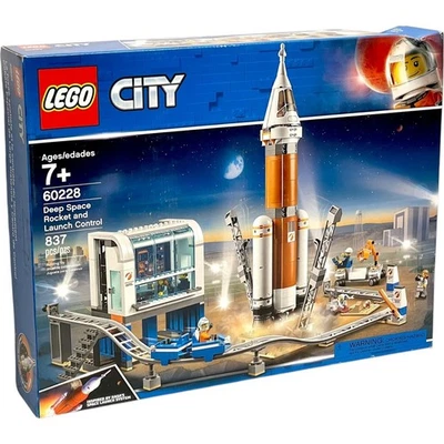 LEGO CITY: Deep Space Rocket and Launch Control (60228) - Image 1 of 4