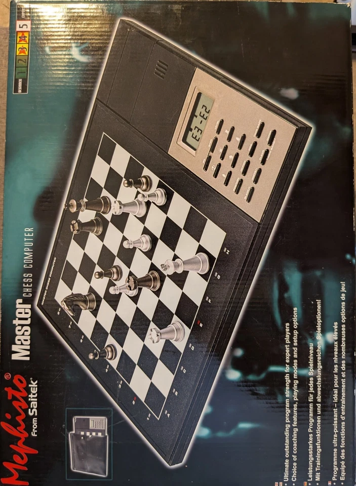 COMPUTADORA ELECTRÓNICA DE AJEDREZ SAITEK MEPHISTO MASTER MODELO CT07U R21-CT07U Foto 1 de 4