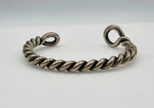 Vintage Navajo Native American Sterling Silver Twist Cuff Bracelet - Picture 1 of 4