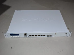Sophos XG230 v2 8x Gigabit Rackmount PFsense Firewall G4400 8GB 128GB SSD AES-NI - Picture 1 of 19