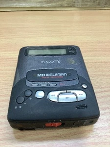 Spazzatura Per Ricambi SONY MZ-R2 MD Walkman Funzionamento Non Confermato Come Da Condizioni Giappone - Foto 1 di 10