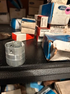 Ford F100 F250 1971 1972 4x4 cojinete de columna de dirección superior D1TZ-3517-A Estados Unidos Foto 1 de 3