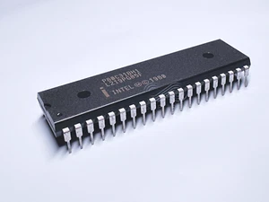 P80C31BH1 Intel 8-Bit CMOS Mikrocontroller IC DIP-40 CPU MCU - Bild 1 von 2