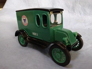 ERTL 1995 Collectibles 1920 INTERNATIONAL DELIVERY VAN FOR SOLITE GASOLINE - Picture 1 of 2