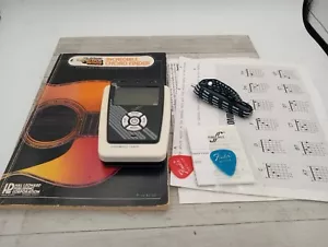 First Act E-Gitarre Base Tuner & Hal Leonard Akkordfinder Führungsmethode - Bild 1 von 9