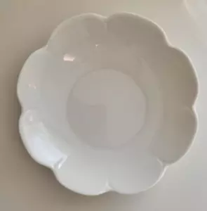 Royal Limoges Nymphea Weiß Salat/Nudelteller 8,5" Neu - Bild 1 von 4