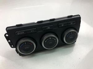 NR1529 MAZDA Climate Control Unit GS1E61190B - Picture 1 of 4