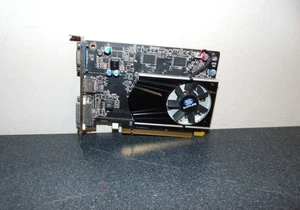 Sapphire Radeon R7 200 Series *Working* 2g ddr3 pci-e - Picture 1 of 10