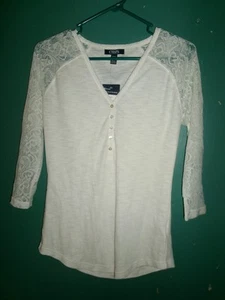 NWT Chaps off-white lightweight lace top / shirt Size Small - Picture 1 of 3