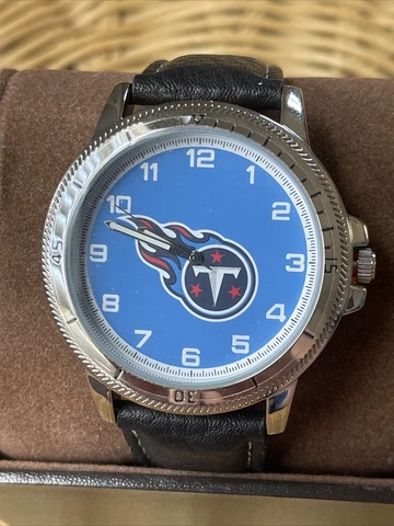 New Tennessee Titans Mens Classic Sports Watch Leather Band Licensed NFL Cover