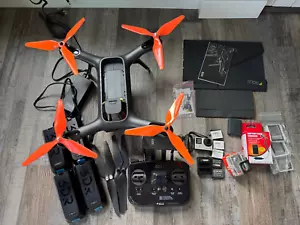 3DR Solo Quadcopter Smart Drone With Gimbal, 4 Batteries, backpack case, GoPro4 - Picture 1 of 3