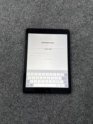 Apple iPad Air (1st Gen) - A1474 - 16GB - Space Grey -  (WiFi) Scratches iCloud - Image 1 of 4