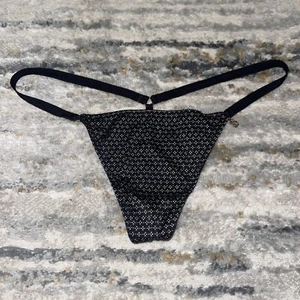 Vintage 2014 Victorias Secret Tiny B&W V-String Sexy String Thong OSFA - Picture 1 of 3