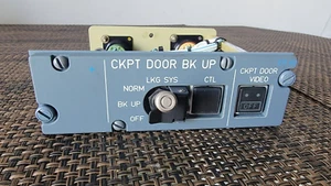 PANEL DE CONTROL AIRBUS 340, PUERTA CABINA BK UP - P/N: F9550027100397 - NUEVO - Imagen 1 de 9