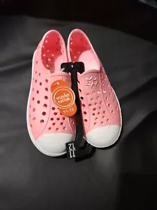 Toddler Girls Pink Sandals/Water Shoes Size 5-6 - Picture 1 of 3