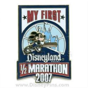 Prendedor Disney 56712 DLR 2007 Media Maratón Mi Primer Mickey Mouse Disneyland LE 2000 - Imagen 1 de 8