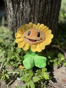 Plants vs. Zombies 6" Sunflower Plush - Picture 1 of 2