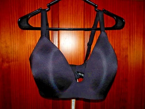 SUJETADOR INALÁMBRICO SKIMS BODY LIGERAMENTE FORRADO NEGRO, TALLA 34 H, BR-WRL-1889 - Imagen 1 de 3