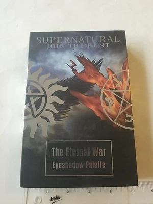 Палитра теней для век Hot Topic Supernatural Join the Hunt 20 цветов от Warner Bros. - Изображение 1 из 4