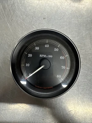 2004 Harley Davidson Tachometer 67348-04 Touring FLH FLHT Baggers USED - Image 1 of 4
