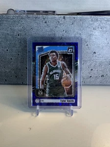 2024-25 Donruss Optic Fast Break Blu Classificato Rookie #292 Tyler Smith /49 BUCKS - Foto 1 di 2