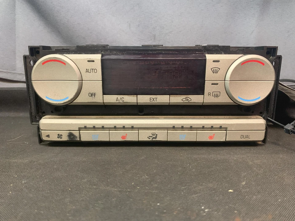 Fits 2007 Lincoln MKX Heater A/C Control OEM#:7A1318C612BH - Image 1 of 4