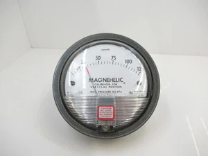 2000-125PA 2000125PA Dwyer Magnehelic Differential Pressure Gauge - Picture 1 of 5