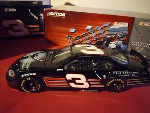 Dale Earnhardt, Sr. #3 Foundation Die Cast 1:24 - Picture 1 of 5