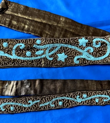 2 Piezas Vintage Costura Borde Cuentas Cobre Metálico Azul Vid Pergamino Estrella Cuentas Foto 1 de 4