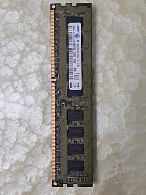 Samsung M378B5273DH0-CH9 24GB (6 x 4GB) PC3-10600 (DDR3-1333) Memory - Image 1 of 3