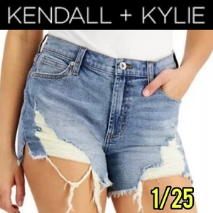 Kendall+Kylie Juniors 1/25 Denim Shorts The Icon Short Cut Off Blue Distressed - Picture 1 of 16