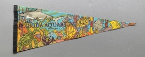 Banderín vintage de 29 pulgadas para acuario de Florida Tampa Bay con excelentes gráficos antiguos - Imagen 1 de 3
