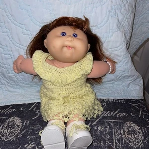 1990S Mattel First Edition CPK Girl, purple blue eyes, Auburn silk hair, CK 18  - Bild 1 von 2