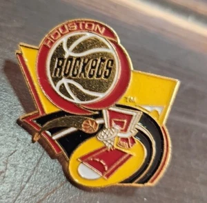 HOUSTON ROCKETS Vintage 1995 NBA Basketball Team Logo Hat Lapel Pin - Picture 1 of 2