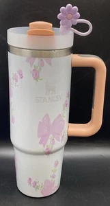 Stanley Quencher Flowstate Tumbler 30 oz BOWS & ROSES -NEW - Picture 1 of 19
