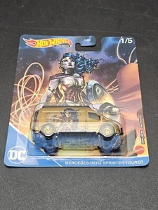 HOT WHEELS PREMIUM DC COMICS WONDER WOMAN MERCEDES BENZ SPRINTER TOURER NEW!! - Picture 1 of 2