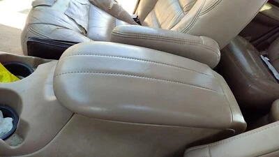 Lincoln Navigator 1998 consola central tapa solo OEM reposabrazos plegable bronceado Kx Foto 1 de 4