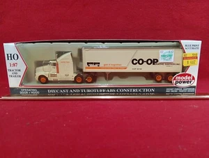 MODEL POWER CO-OP SHIPPERS INC. TRACTOR AND TRAILER Factory Sealed - Picture 1 of 6