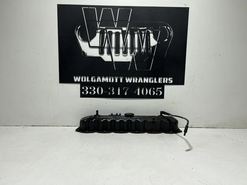 97-06 Jeep Wrangler TJ 4.0 OEM Steel Engine Valve Cover 6 Cylinder CC 3U - Image 1 of 4
