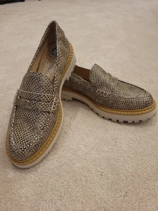 Vince Robin Zapatos Para Mujer 7.5 Blanco Beige Sin Cordones Grueso Taco Mocasines Informales - Imagen 1 de 9