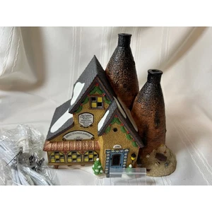 Department 56 Dickens' "Royal Staffordshire Porcelains" 56.58481 Retired 2002 - Bild 1 von 8