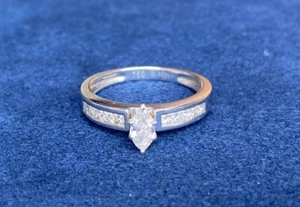 18ct White Gold Diamond Ring 0.52ct G H VSI Marquise Princess Solitaire Accents - Picture 1 of 10