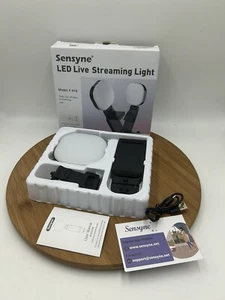 Selfie Phone Light Clip-on LED Live Streaming Light with stand for Laptop Tablet - Picture 1 of 4