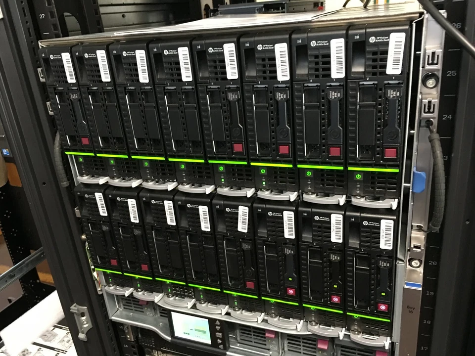 HPE BLC7000 G3 Platinum BladeSystem 32x E5-2697v2 **384 XEON Cores** 4TB RAM HPC - Image 1 of 4