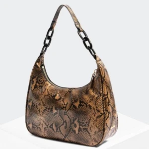 House Of Want Hobo Handtasche mit geprägtem Schlangenleder - Bild 1 von 15