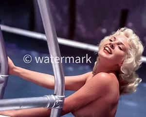 Lisa Winters Sexy Blonde Bombshell 8x10 Photo – Vintage Glamour - Picture 1 of 1