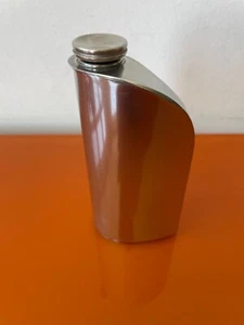 Flachmann Schnapsfläschchen ERGO FLASK Chris Middleton England Design MOMA - Picture 1 of 8